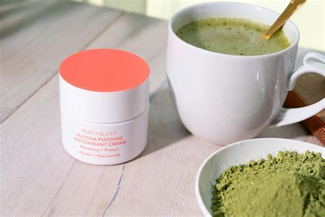 Revue Peach & Lily Matcha Pudding Antioxidant Cream BTY ALY