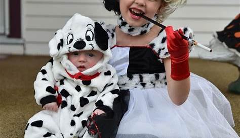 Mom and baby matching Halloween costume ideas - Sip Bite Go