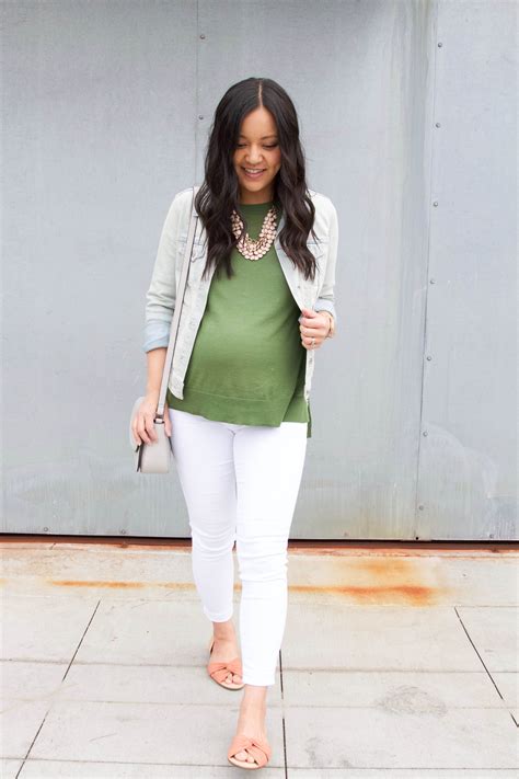 Maternity Clothes For Business: How To Look Professional And Comfortable