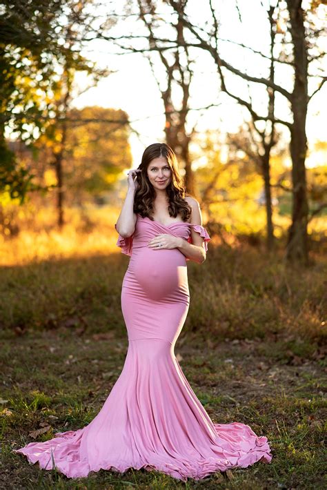 Maternity Outfit Ideas For Pictures