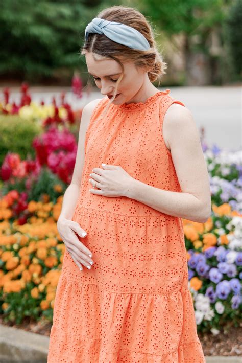 How To Dress Pregnant In Summer