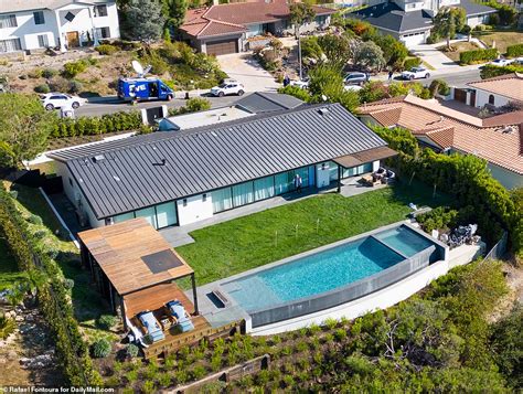 matthew perry's home in los angeles