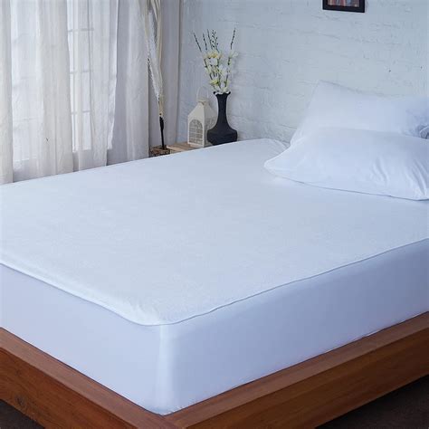 Mattress Protector King Size Spotlight