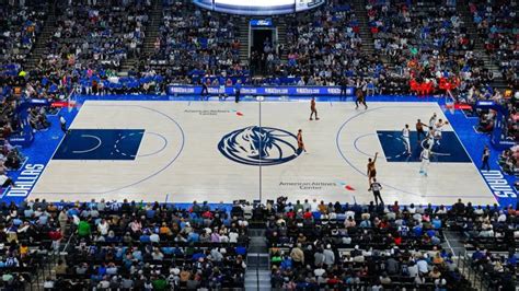 mavericks in season tournament court