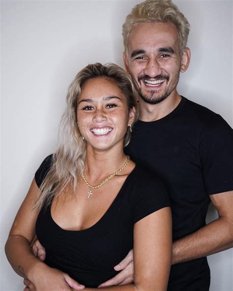 max holloway wife age