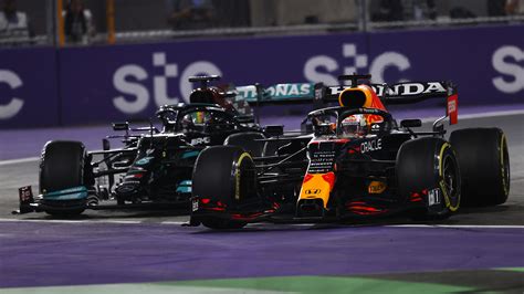 max verstappen lewis hamilton abu dhabi