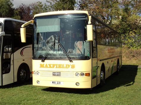 maxfields coaches day trips