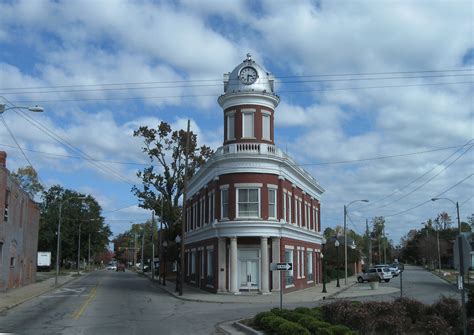 maxton nc town hall