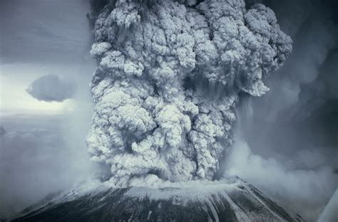 may 18 1980 mount st helens volcano erupts