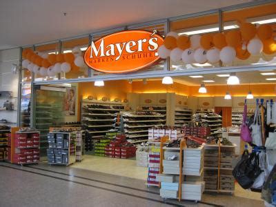 Rahmengenähte Schuhe / Ulrike Mayer Masskleidung, Stuttgart Besigheim