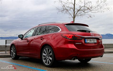 Отзыв владельца о Mazda 6 III рестайлинг 2.5 AT 2014 автомат седан