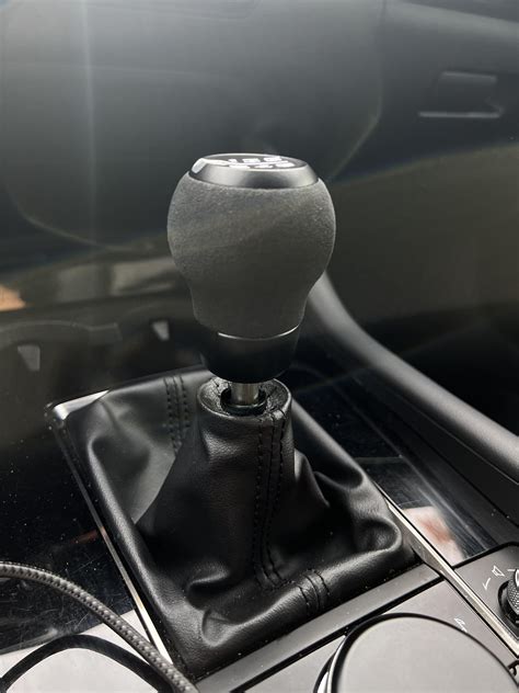 🌸 custom sakura shift boot for my 2nd gen mazdaspeed 3 🌸 r/mazda