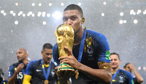 mbappe with world cup