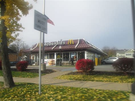 mcdonald's meadville pa hours of operation