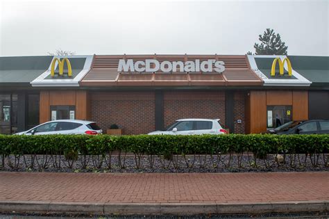 mcdonald's opening times near me