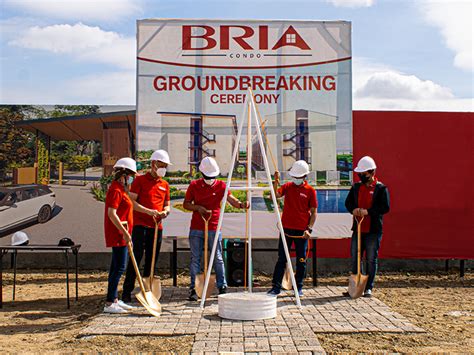 meaning of breaking ground