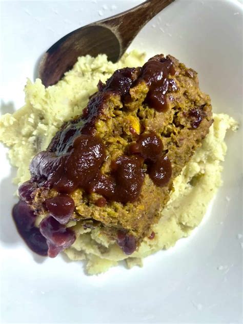 Meatless Ground Beef Meatloaf