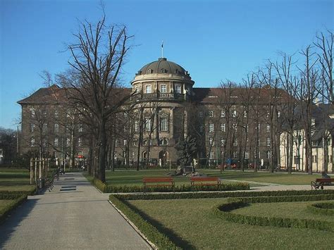 medical schools in poland