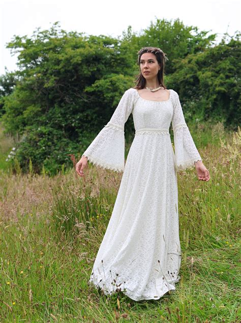 Medieval Isolde Wedding Dress medieval renaissance wedding dress