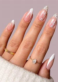 Medium Length Almond Acrylic Nails: The Latest Trend In Nail Fashion