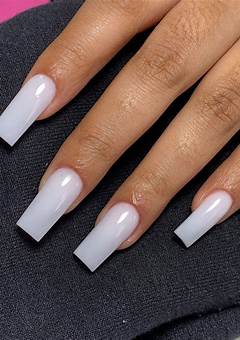 Medium White Acrylic Nails - The Latest Trend In 2023