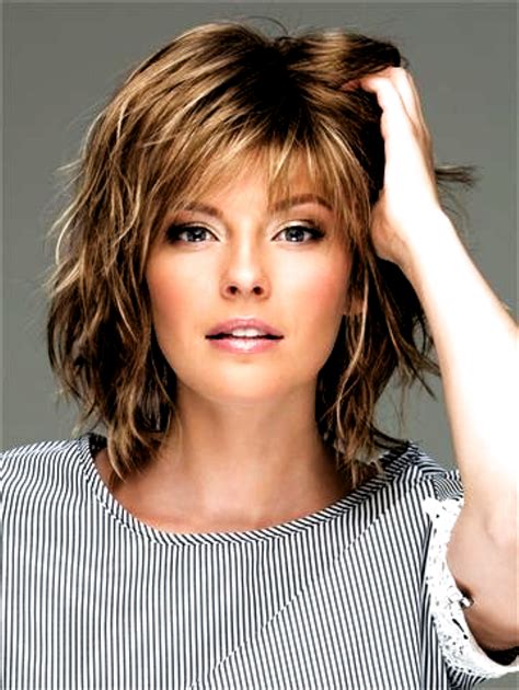 Medium Length Hairstyles For Round Faces Over 60