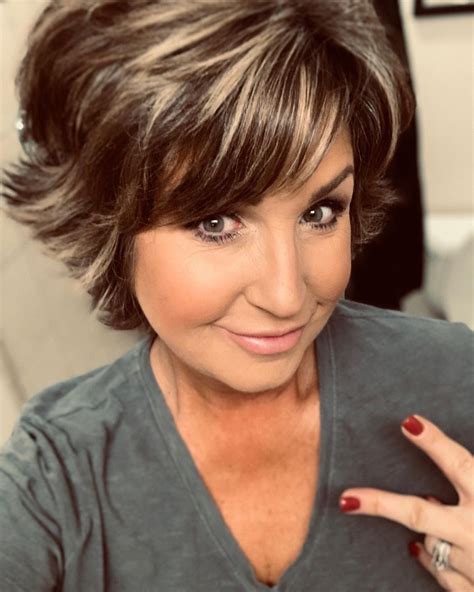 Fresh Medium Short Hairstyles For Thick Hair Over 50 For New Style