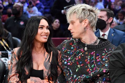 megan and machine gun kelly break up