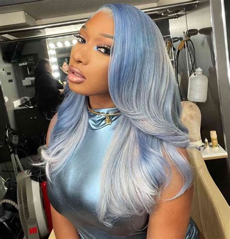 megan thee stallion blue hair