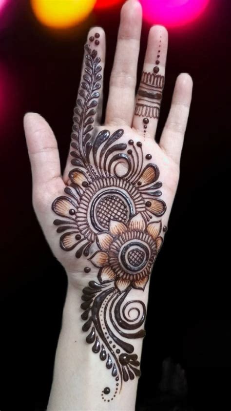 Mehndi Easy Design