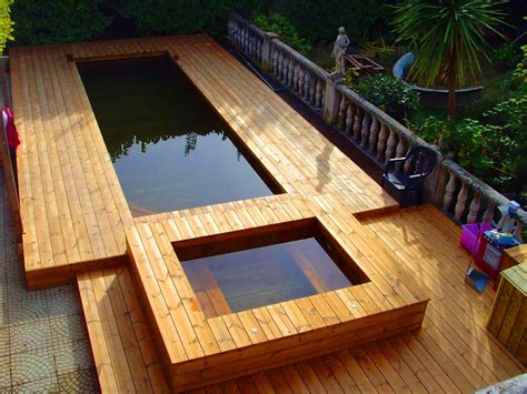Les meilleures essences de bois pour la fabrication d’une piscine