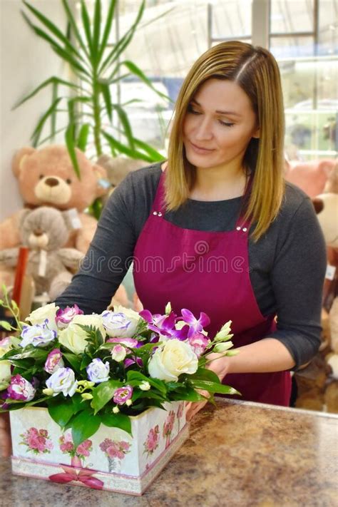 meisje van de bloemenwinkel