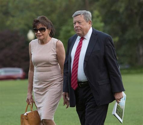 melania trump father and mother