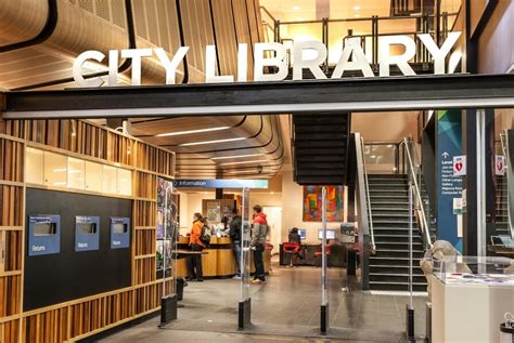 melbourne city library hours