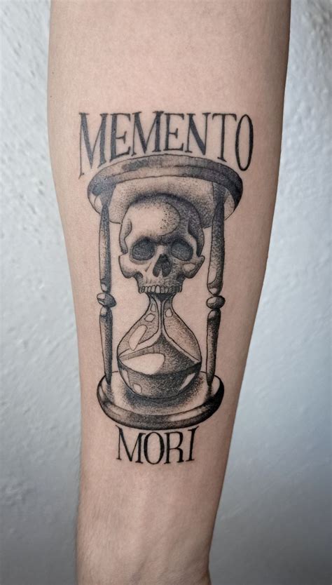 memento mori skull tattoo