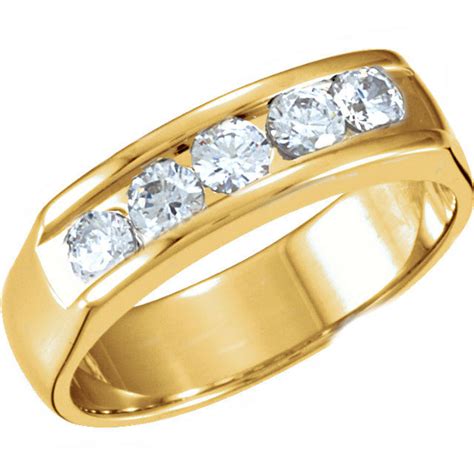 men's gold ring with diamond