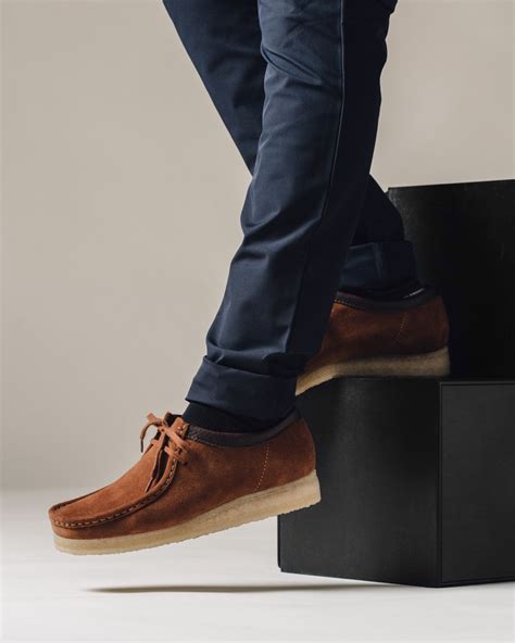 men's wallabee style shoes