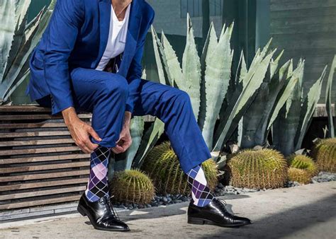 men's socks fashion trends 2023