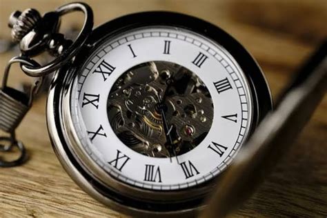 Mengapa Penemuan Jam Berkembang Dari Waktu Ke Waktu Kunci Jawaban Tema