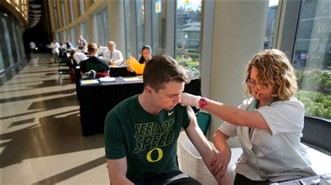 meningitis vaccine university of oregon