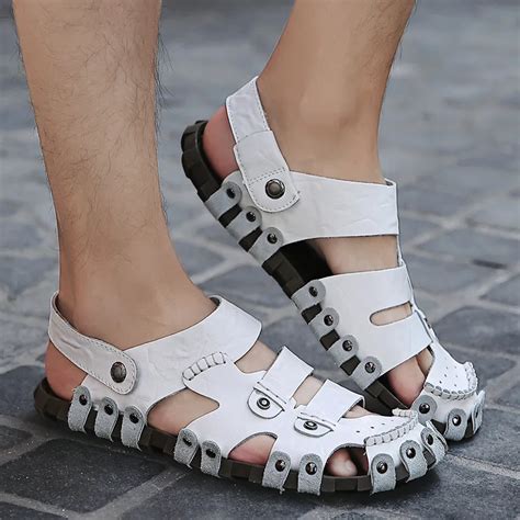Step Up Your Style with Trendy Men’s Fashion Sandals 2024!