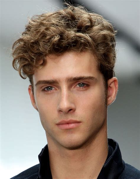 25 Mens Hairstyle for Curly Hair To Look Mesmerizing Haircuts