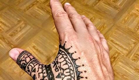 Thumb Henna for men. Gaddy marz Henna designs hand