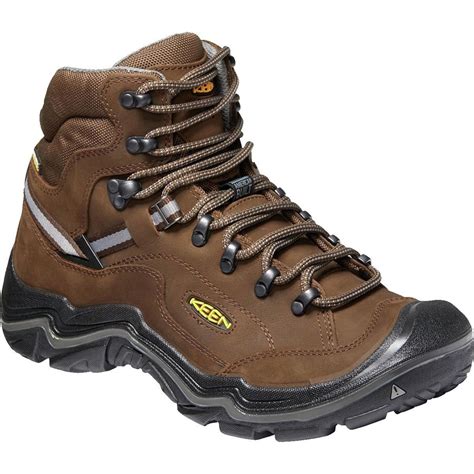 Mens Wide Hiking Boots Review