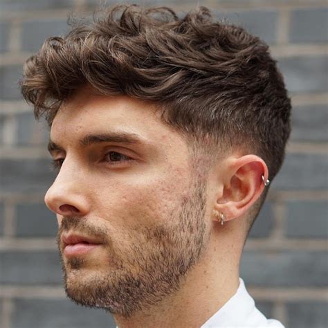 Mens Hairstyles For Coarse Wavy Hair