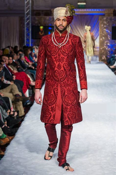 raashik99 Mens indian wear, Indian men fashion, Sherwani for men wedding