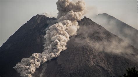 merapi volcano eruption today