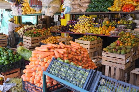 Carne y frutas y verduras fotografías e imágenes de alta resolución Alamy