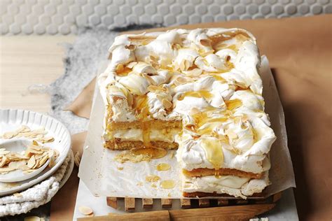 Meringue Crunch Cake