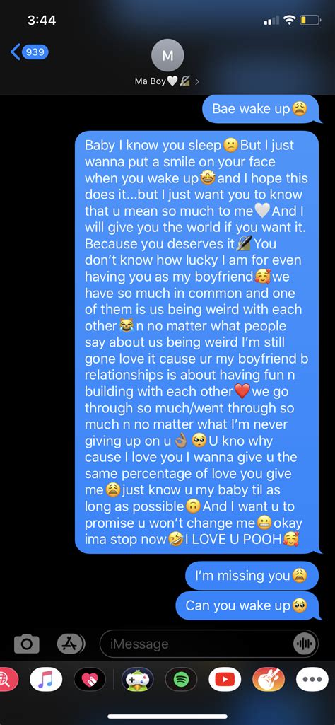messages to send to your bf to make him smile